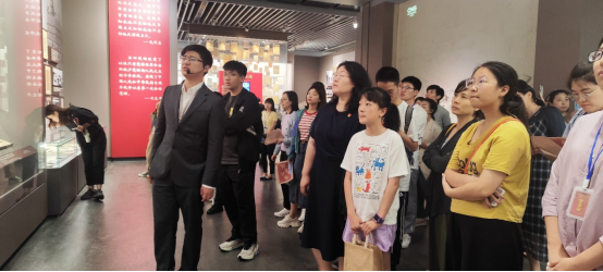 8-北京师范大学机关青年管理干部培训班学习实践团978.png